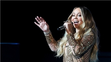 Mariah Carey macht Weihnachten schön.