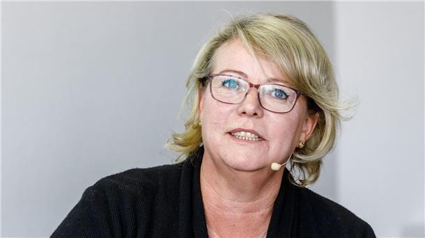Axel Springer tauscht „Bild“-Chefredaktion aus Marion Horn, einst Chefredakteurin von „Bild am Sonntag“, übernimmt den Vorsitz der Chefredaktion der „Bild“.