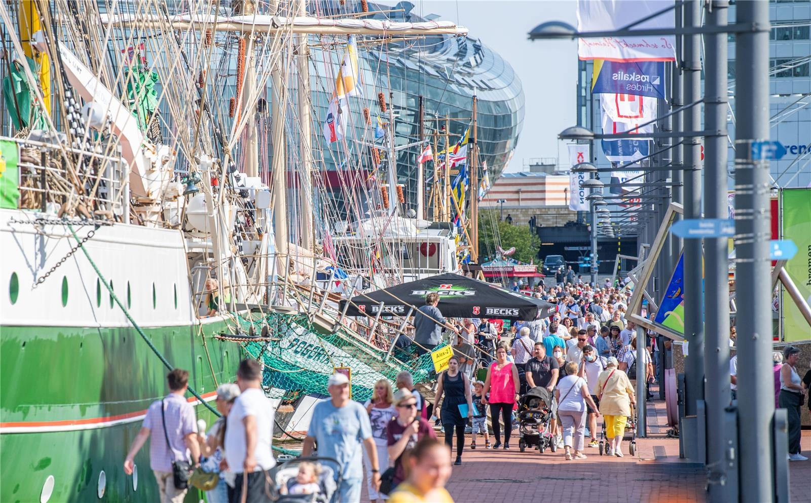 Maritime Tage in Bremerhaven 2021: Auf dem Festgelände war ordentlich was los.