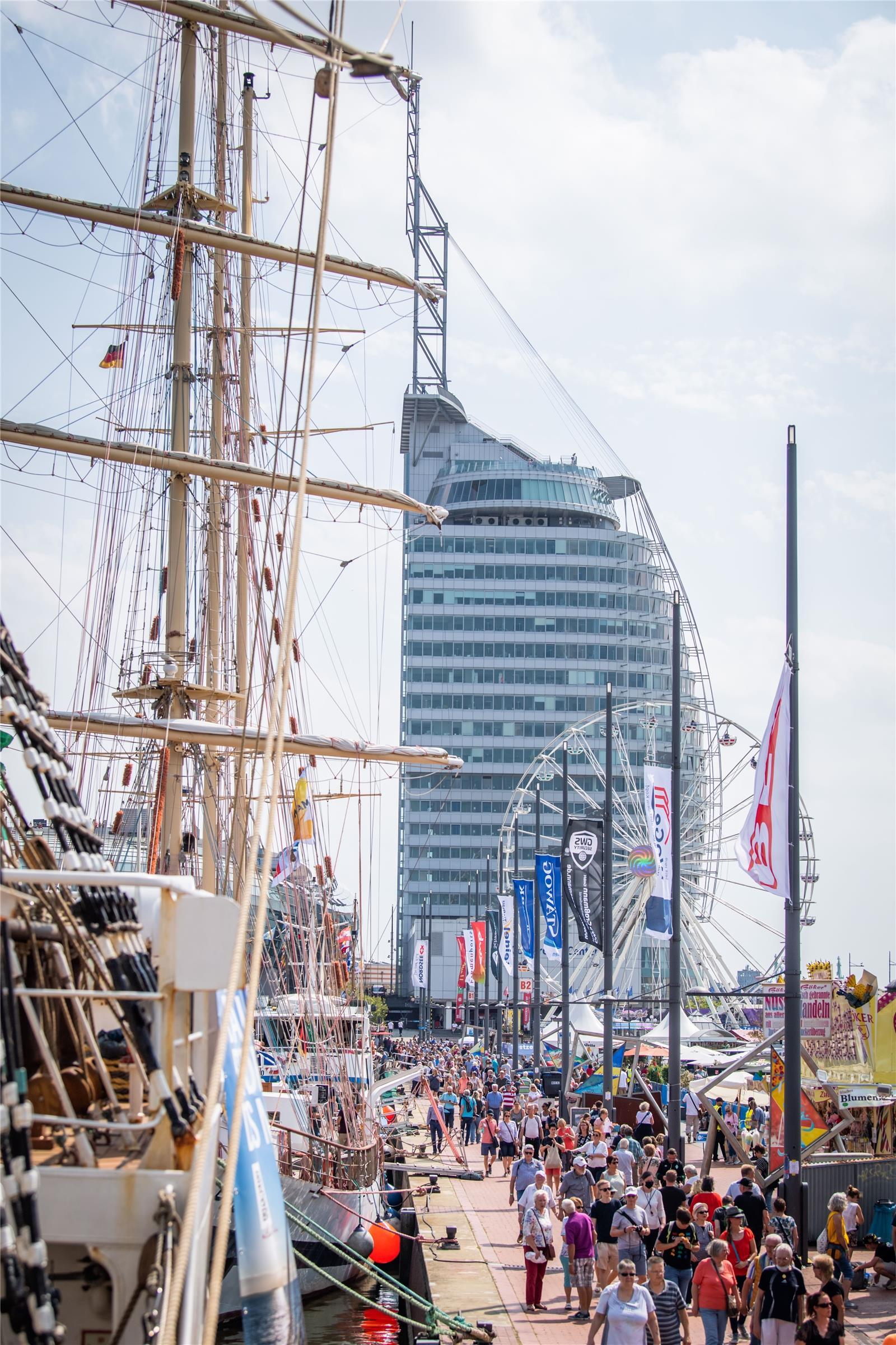 Maritime Tage in Bremerhaven 2021: Auf dem Festgelände war ordentlich was los.