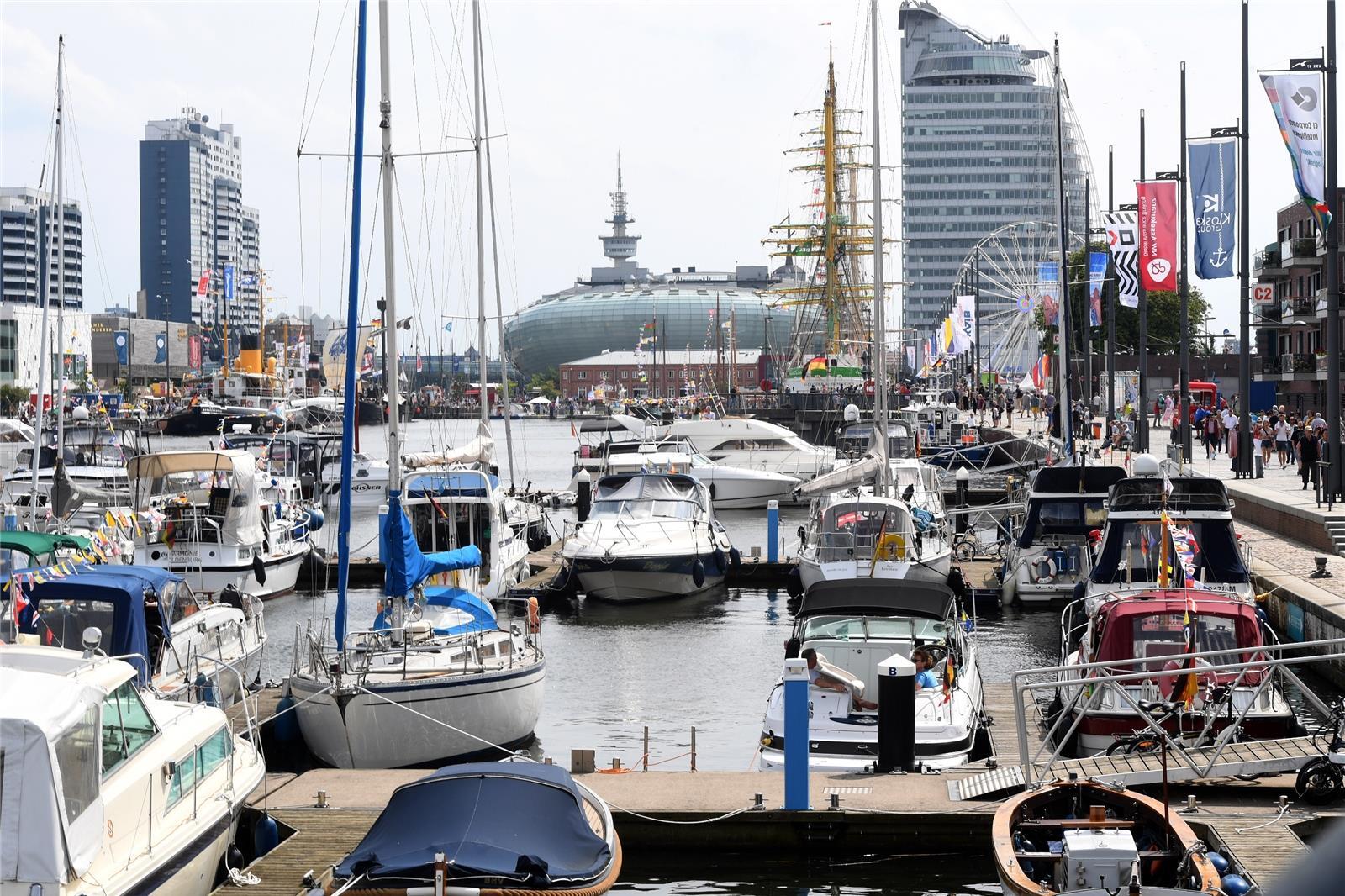 Maritime Tage in Bremerhaven 2021: Auf dem Festgelände war ordentlich was los.