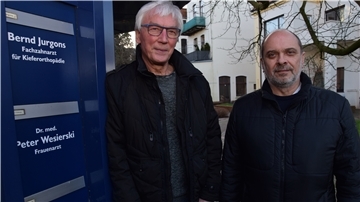 Mark Herzenstein (rechts) übernimmt die Gynäkologische Praxis von Dr. Peter Wesierski.