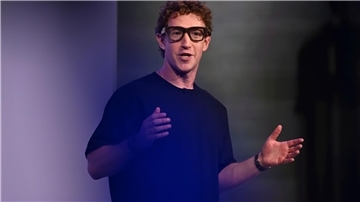 Mark Zuckerberg demonstrierte die Brille mit Display auf der hauseigenen Konferenz Meta Connect.