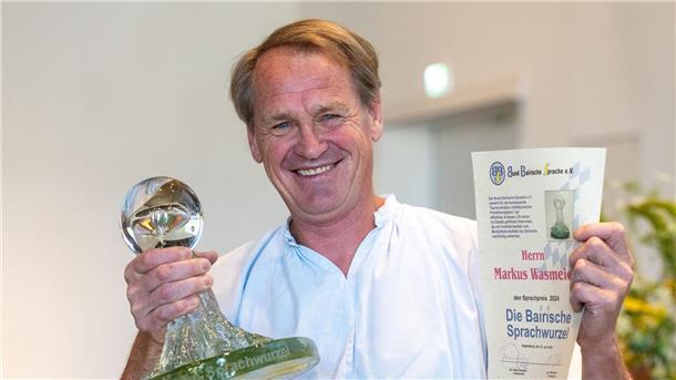 Dialektpreis „Sprachwurzel“ für Skilegende Markus Wasmeier Markus Wasmeier erhält eine Auszeichnung für seine Sprache.