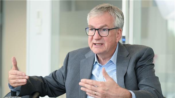 Batterien: Daimler-Truck-Chef warnt vor China-Abhängigkeit Martin Daum, Vorstandsvorsitzender des Nutzfahrzeugherstellers Daimler Truck.