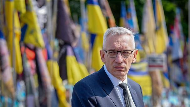 Krisendiplomat Jäger soll BND noch schlagkräftiger machen Martin Jäger, bisheriger deutscher Botschafter in der Ukraine, tritt am Donnerstag offiziell sein Amt als BND-Präsident an.