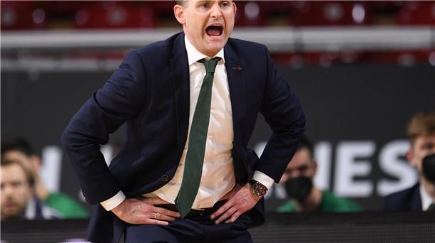 Basketball: Rasta Vechta bei Europokal-Rückkehr chancenlos Martin Schiller muss mit Vechta eine deutliche Niederlage in Istanbul einstecken.