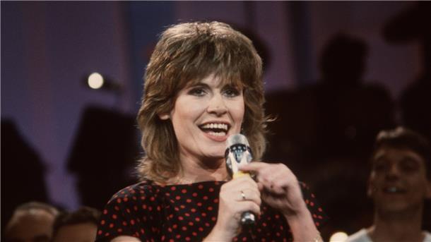 Mary Roos 1984 bei der deutschen Vorentscheidung für den Grand Prix d‘ Eurovision de la Chanson.