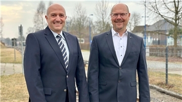 Matthias Herten und Christoph Grimm von der EVB.