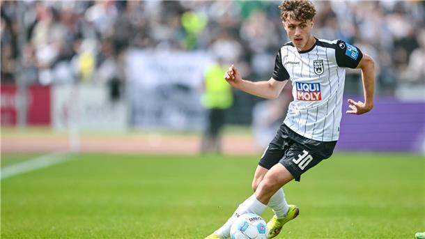 FC Bayern mit Krattenmacher zur Club-WM Maurice Krattenmacher kehrt zum FC Bayern zurück.