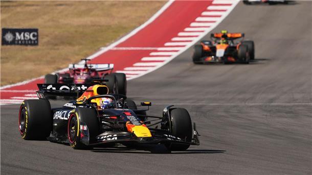 Perfekter Texas-Ritt für Verstappen: WM-Chance „ist da“ Max Verstappen fuhr in Austin einen ungefährdeten Start-Ziel-Sieg ein.