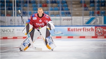 Maximilian Franzreb steht vor seinem Debüt in der Eishockey-Nationalmannschaft.