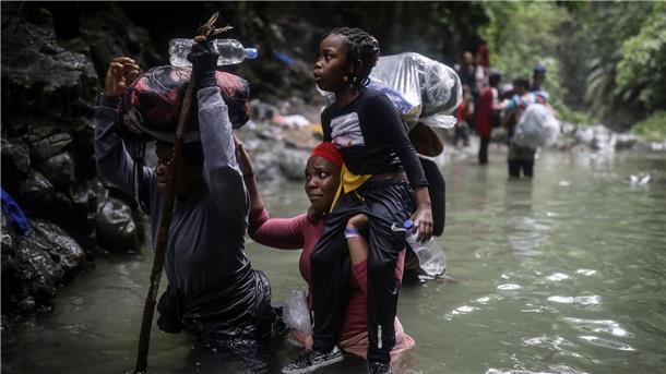 Zehn Migranten auf dem Weg in die USA in Panama ertrunken Mehr als 520.000 Menschen nutzten im vergangenen Jahr trotz aller Gefahren die Migrationsroute. (Archivbild)