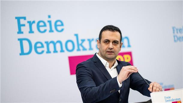 „Mehrbelastungen für Betriebe, für Menschen in unserem Land wird es mit der FDP nicht geben“, sagt FDP-Generalsekretär Bijan Djir-Sarai.