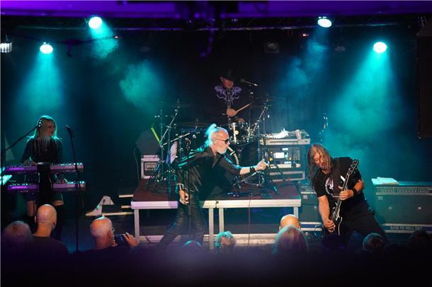 Men Without Hats im Shiva