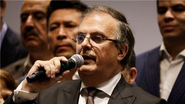 Mexikos Außenminister Marcelo Ebrard will im internen Wettbewerb der Regierungspartei als Präsidentschaftskandidat nominiert werden.