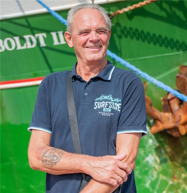 Michael aus Bremen ist Schiffsfan und mag Tattoos. Sein Tiger auf dem Unterarm ist schon fünf Jahrzehnte alt.