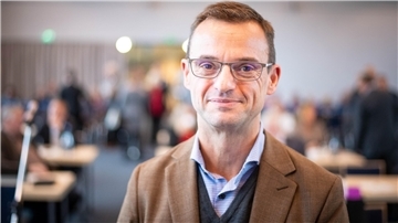 Michael Frost, Schuldezernent in Bremerhaven, hört nach dann 12 Jahren Amtszeit im Oktober 2024 definitiv auf. 