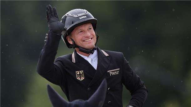 Michael Jung und Chipmunk zeigen eine starke Dressur.