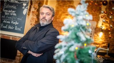 Mike Heimann ist Inhaber des Lokals „Quartier 159“. Auch seine Gastronomie musste an den Feiertagen das Geschäft einstellen auf Anordnung der Polizeibehörde.