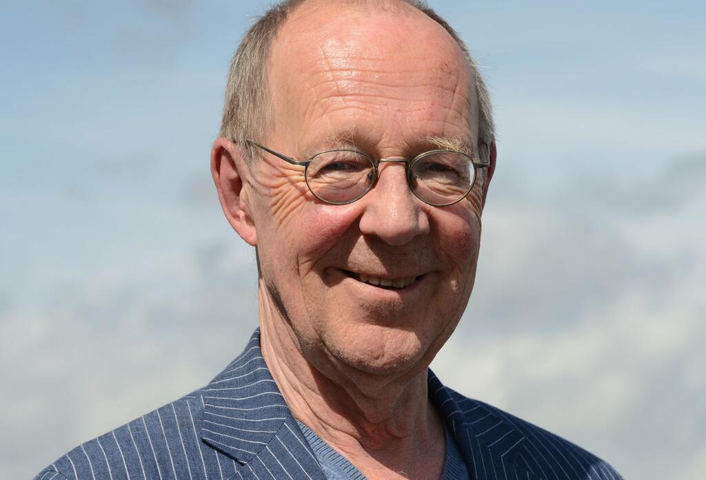Millionen kennen Hans Peter Korff aus „Diese Drombuschs“.