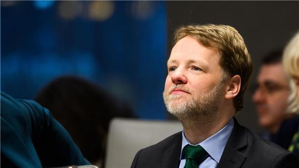 Minister Heere greift in die Steuerdebatte ein und warnt vor überzogenen Erwartungen beim Bürgergeld. (Archivbild)