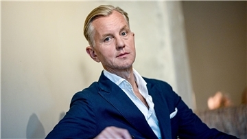 „Mir ist so nach Dir“ - Neues von Max Raabe.
