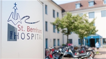 Ansicht des St.-Bernhrd-Hospitals in Brake