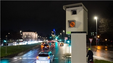 Polizei lässt Bürger über Blitzer-Standorte abstimmen Mit der Aktion will die Polizei zeigen, dass sie Hinweise aus der Bevölkerung ernst nimmt. (Symbolbild)