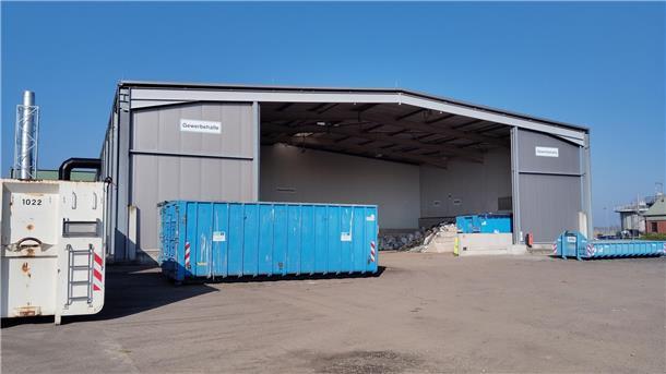 Die neue Gewerbeabfallhalle in Brake