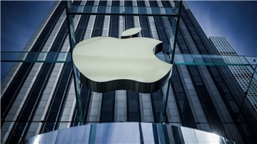 Mit der neuen Web-Option gibt Apple die Softwaredistribution nicht komplett frei. Alle Apps müssen laut dem Konzern bestimmte Kriterien erfüllen und sich zu laufenden Anforderungen verpflichten, die dem Schutz der Nutzer dienen.