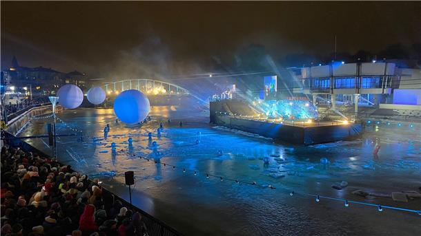 „All is one“: Kulturhauptstadtjahr 2024 in Tartu eröffnet Mit einer Open-Air-Show am innerstädtischen Ufer des Flusses Emajõgi eröffnet Tartu feierlich sein Programm als Europäische Kulturhauptstadt 2024.