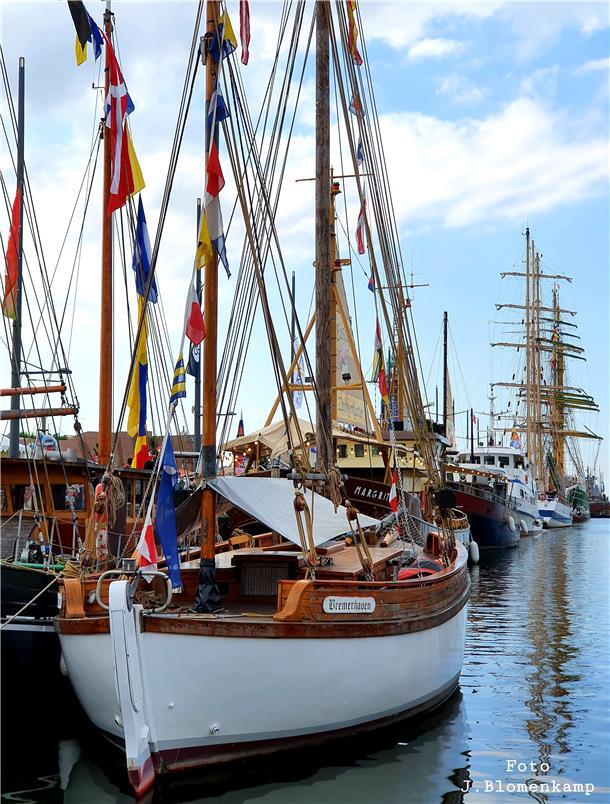 So magisch fotografieren unsere Influencer die Maritimen Tage Mit hohen Masten sind Häfen einfach schöner.