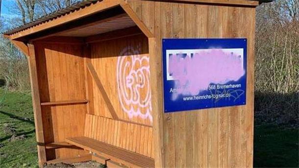 Zerstörtes Spielerhäuschen