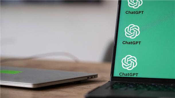 „New York Times“ verklagt OpenAI und Microsoft wegen ChatGPT Mit seinem KI-Chatbot Chat GPT hatte die Softwareschmiede OpenAI vor etwas mehr als einem Jahr für Furore gesorgt.