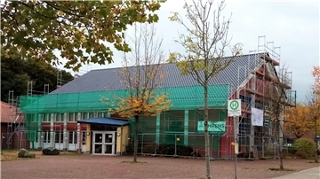 Das Dach der Grundschule Stotel ist erneuert worden. 