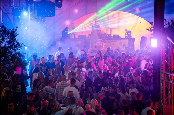 Mittsommernachtsparty der Landjugend in Bramel auf Hof Stender. Im Bild: Wo sons...