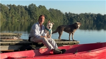 Mann mit Hund