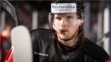 Moritz Wirth von den Fischtown Pinguins absolvierte in Frankfurt sein erstes A-Länderspiel.