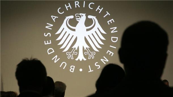 Nach dem Auffliegen eines mutmaßlichen Doppelagenten will der BND eine umfangreiche Revision durchführen.