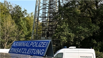 Nach dem Brandanschlag ist ein Bekennerschreiben aufgetaucht. 