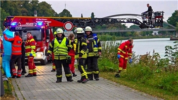 Nach dem Fund einer Leiche im Mittellandkanal in Bad Essen ordnet die Staatsanwaltschaft eine Obduktion an.