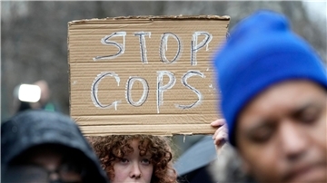Nach dem Tod von Tyre Nichols: Demonstranten protestieren in Memphis gegen Polizeigewalt.