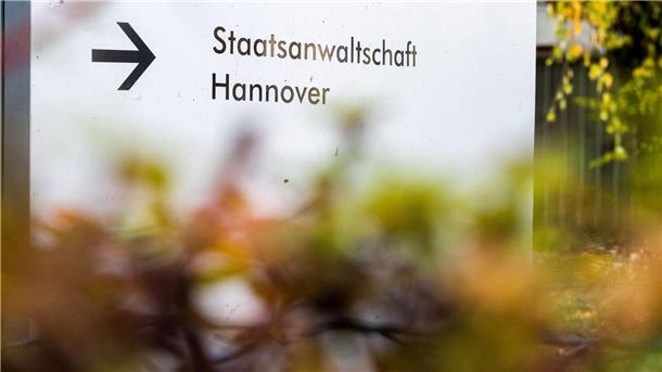 Anklage nach Angriff auf NS-Gedenkstätte in Hannover Nach dem Vandalismus in der Gedenkstätte Ahlen klagt die Staatsanwaltschaft Hannover einen 26 Jahre alten Verdächtigen an. (Symbolbild)