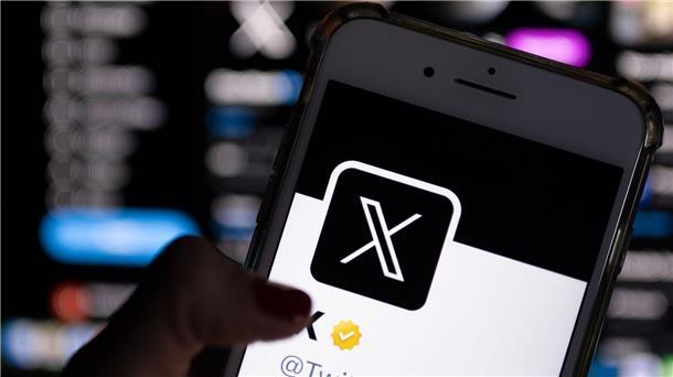 „X-odus“: Der schwierige Abschied von Elon Musks X-Plattform Nach dem Wahlsieg von Donald Trump haben viele Promis X den Rücken gekehrt.