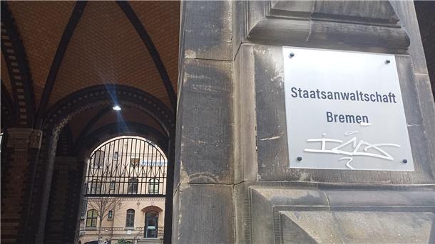 Schild am Gebäude der Staatsanwaltschaft