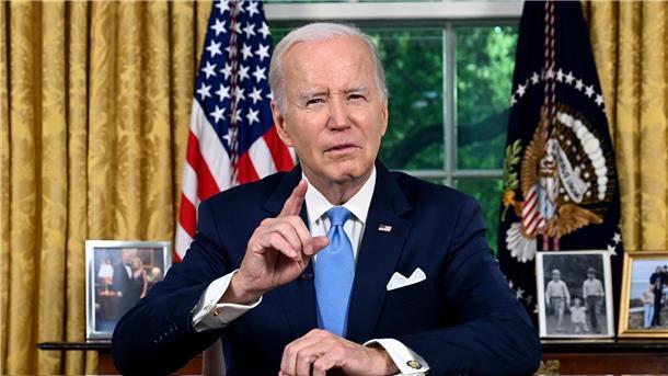 Biden unterzeichnet Schuldengesetz Nach der parteiübergreifenden Einigung auf eine Lösung im US-Schuldenstreit hat Präsident Biden die Zusammenarbeit zwischen Demokraten und Republikanern beschworen.