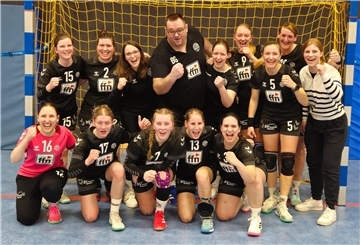 Nach drei sieglosen Spielen in Folgen haben die Sittenser Handballerinnen im Nachholspiel die HSG Seevetal/Ashausen geschlagen. Entsprechend gelöst war die Stimmung nach dem Schlusspfiff.