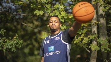 Nach nur neun Partien für die Eisbären verabschiedet sich Basketballer Maquise Collins wieder aus Bremerhaven.