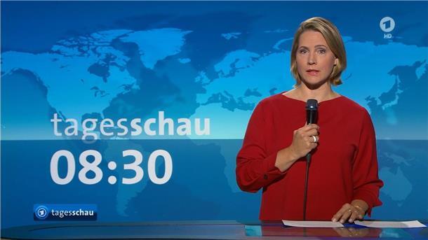 „Tagesschau“-Panne: Judith Rakers liest mit Handmikro weiter Nachrichtensprecherin Judith Rakers in der 8.00-Uhr-Ausgabe der ARD-Nachrichtensendung „Tagesschau“.